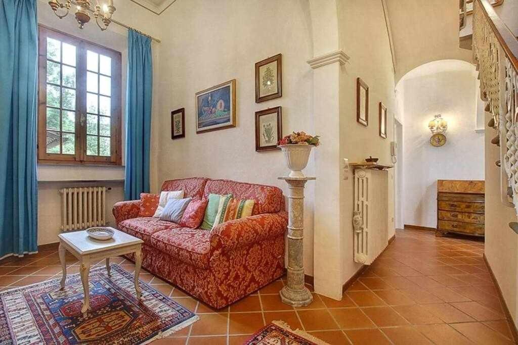 Апартаменты Santa Croce Elegant With Garage Флоренция Экстерьер фото