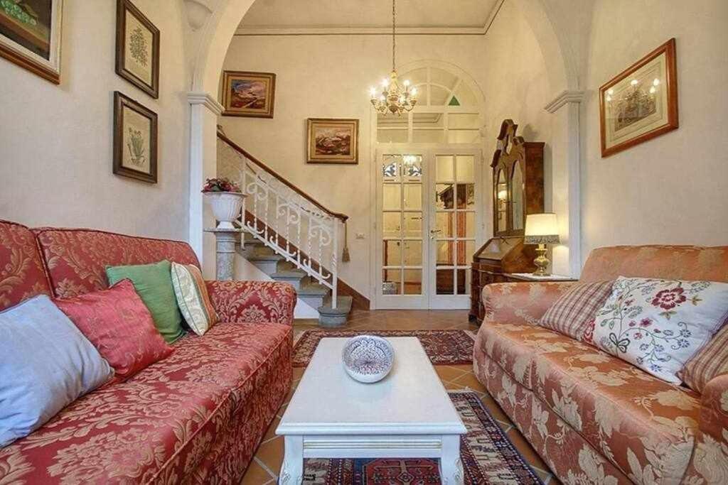 Апартаменты Santa Croce Elegant With Garage Флоренция Экстерьер фото