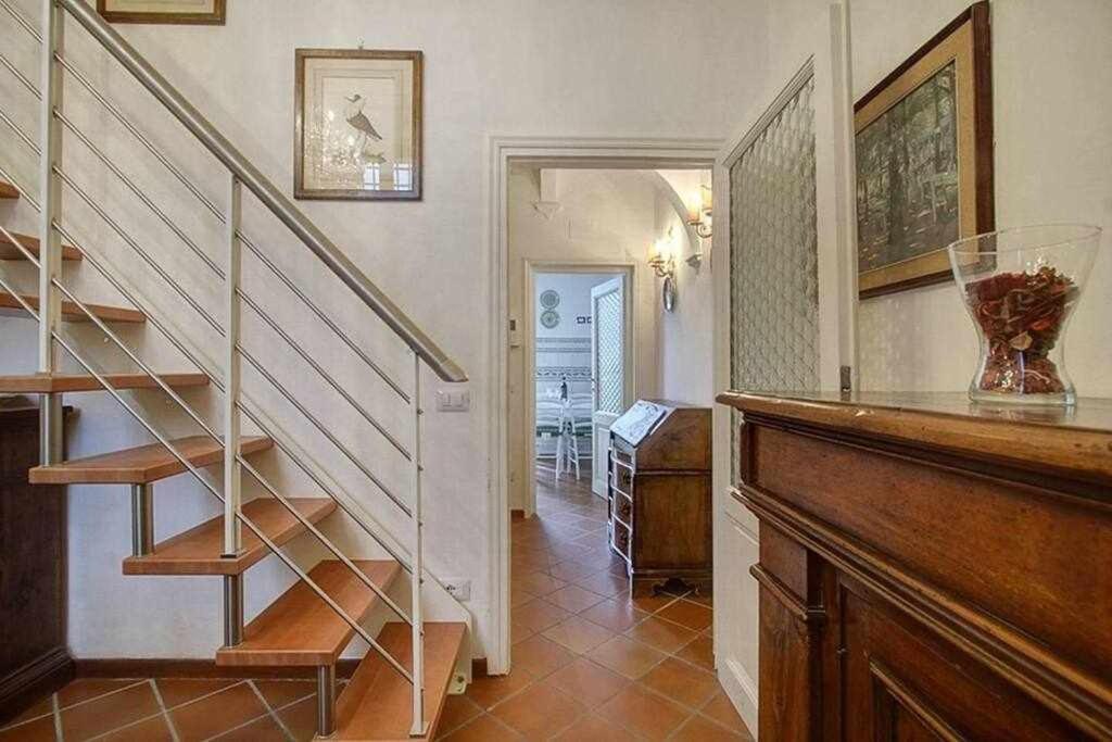 Апартаменты Santa Croce Elegant With Garage Флоренция Экстерьер фото